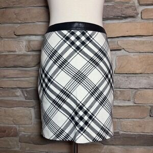 White House Black Market Plaid Faux Leather Trim Pencil Skirt Size 4
